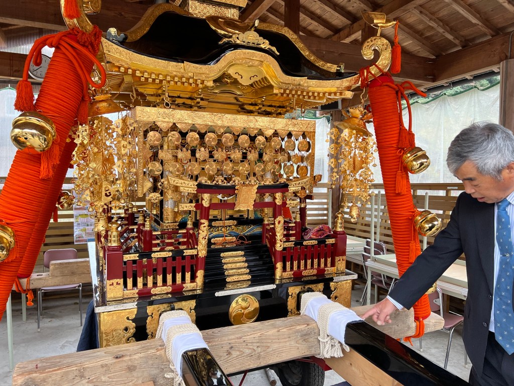 秋祭り – 地域の絆と活力を紡ぐ